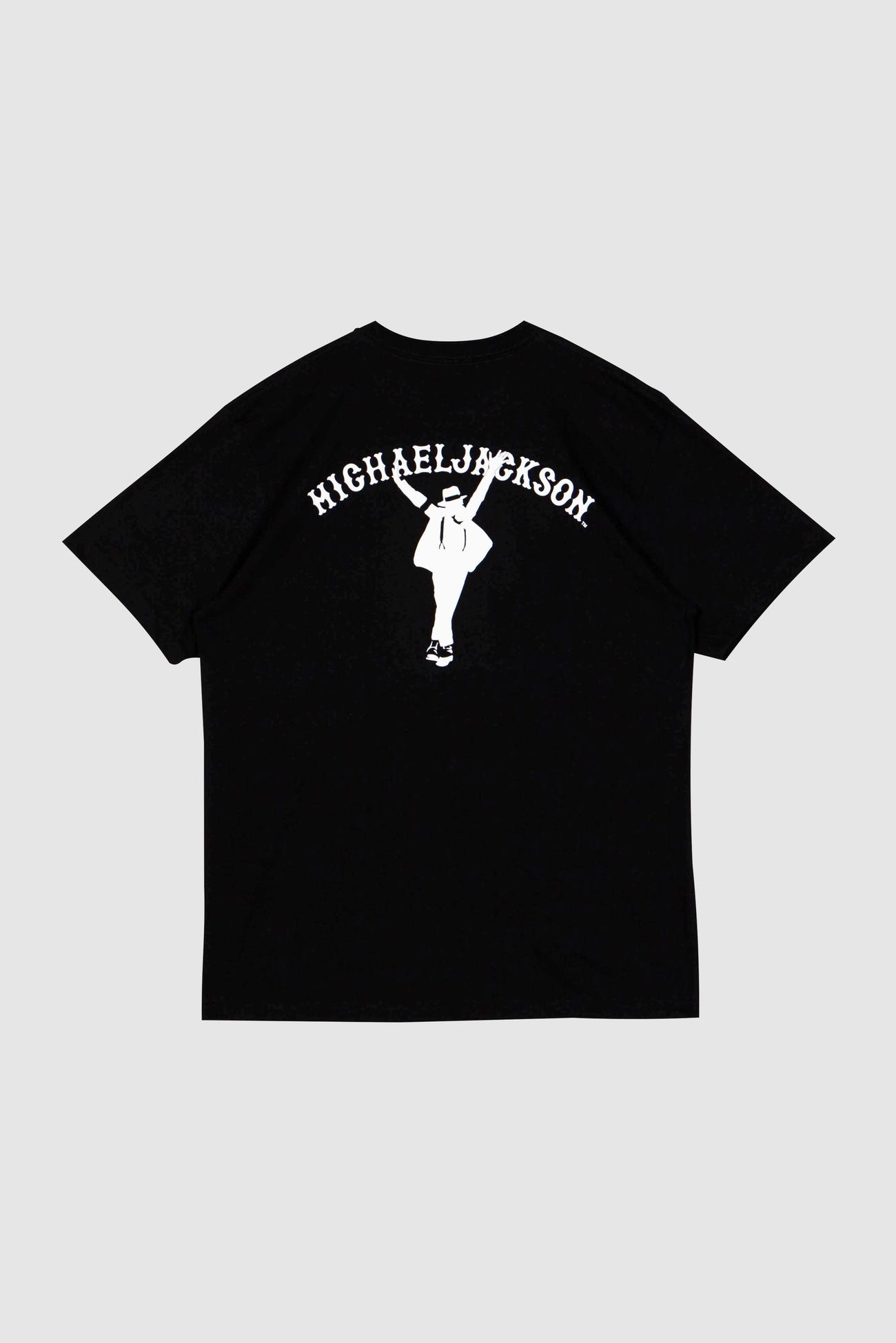 巨人とマイケル・ジャクソンとのコラボグッズ第2弾のスムースクリミナルダンスTシャツ（球団提供）
