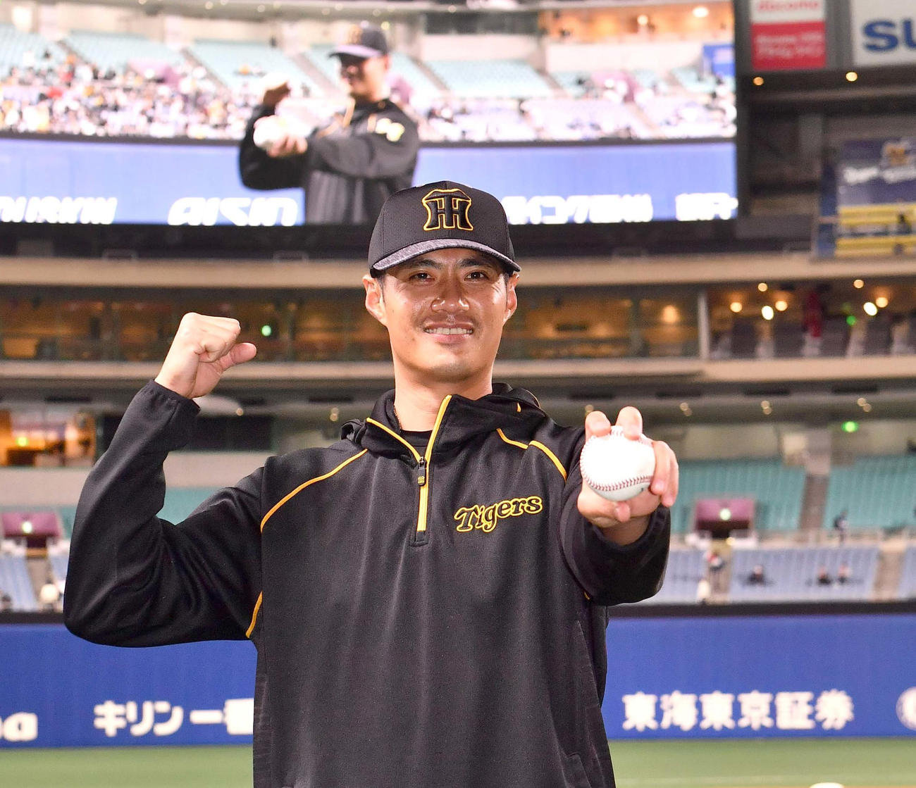 21年4月、中日戦で阪神移籍後初勝利挙げたチェン・ウェイン