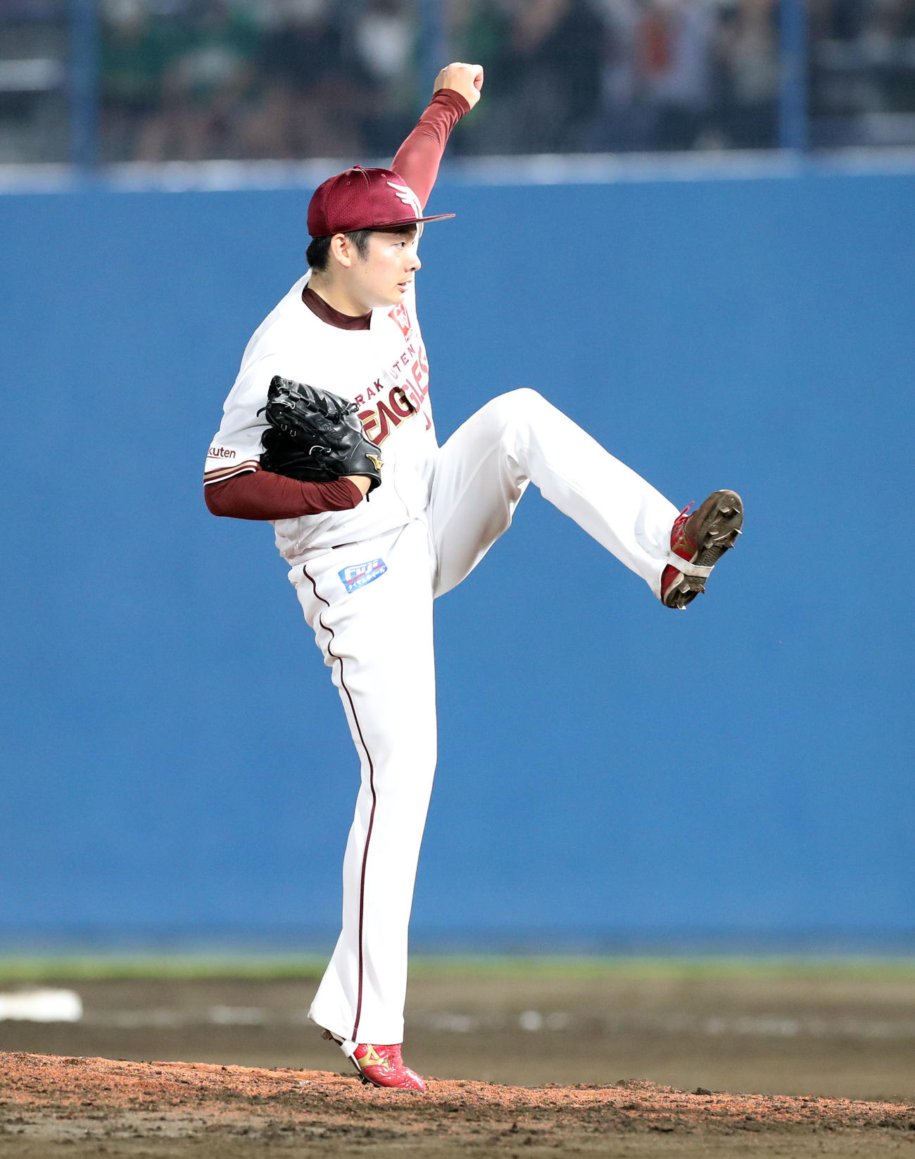 楽天対日本ハム　楽天4番手の松井（撮影・佐藤翔太）