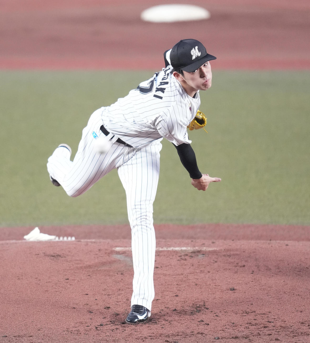 ロッテ対西武　先発し力投するロッテ佐々木朗（撮影・鈴木みどり）