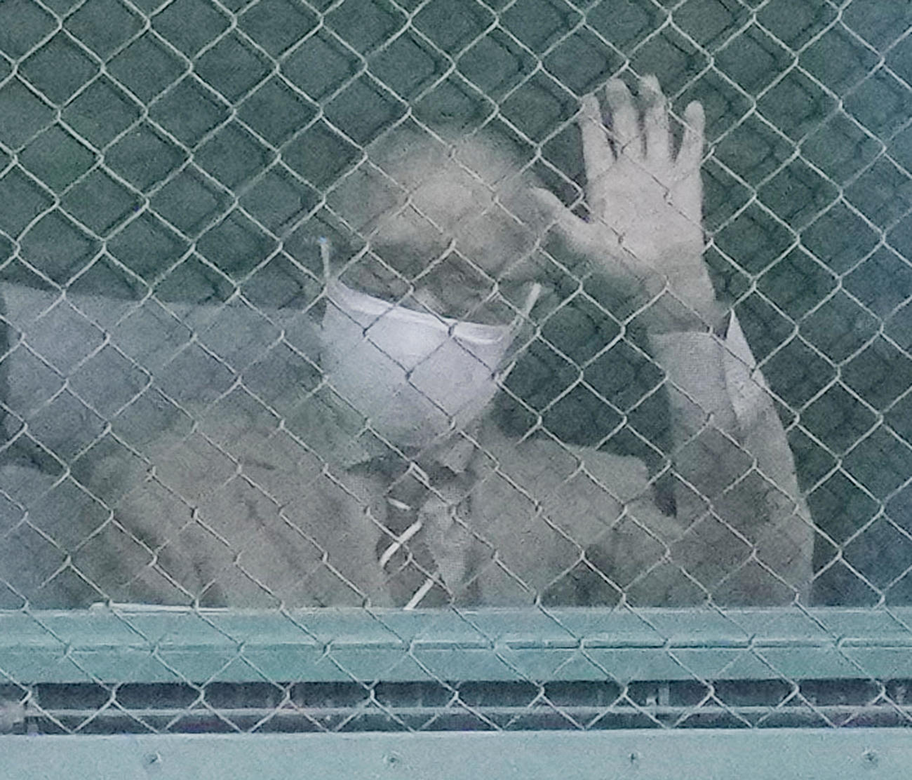 巨人対DeNA戦を観戦する長嶋終身名誉監督（撮影・菅敏）