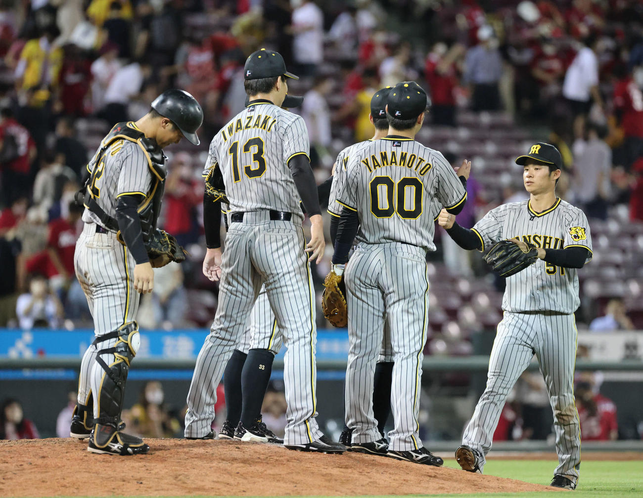 広島対阪神　延長12回、3対3のドローで試合終了（撮影・加藤孝規）