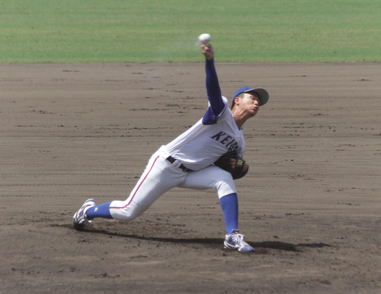 力投する大経大・才木海翔