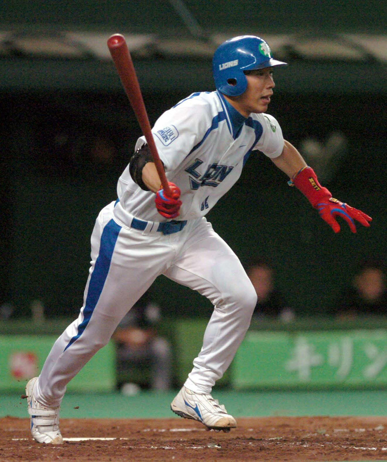 西武時代の石井義人氏（04年8月16日撮影）