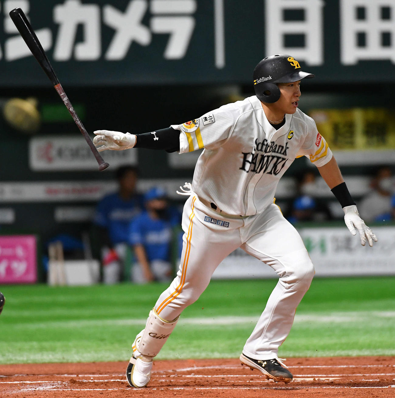 ソフトバンク対日本ハム　1回裏ソフトバンク2死、柳田は中前安打を放つ（撮影・岩下翔太）
