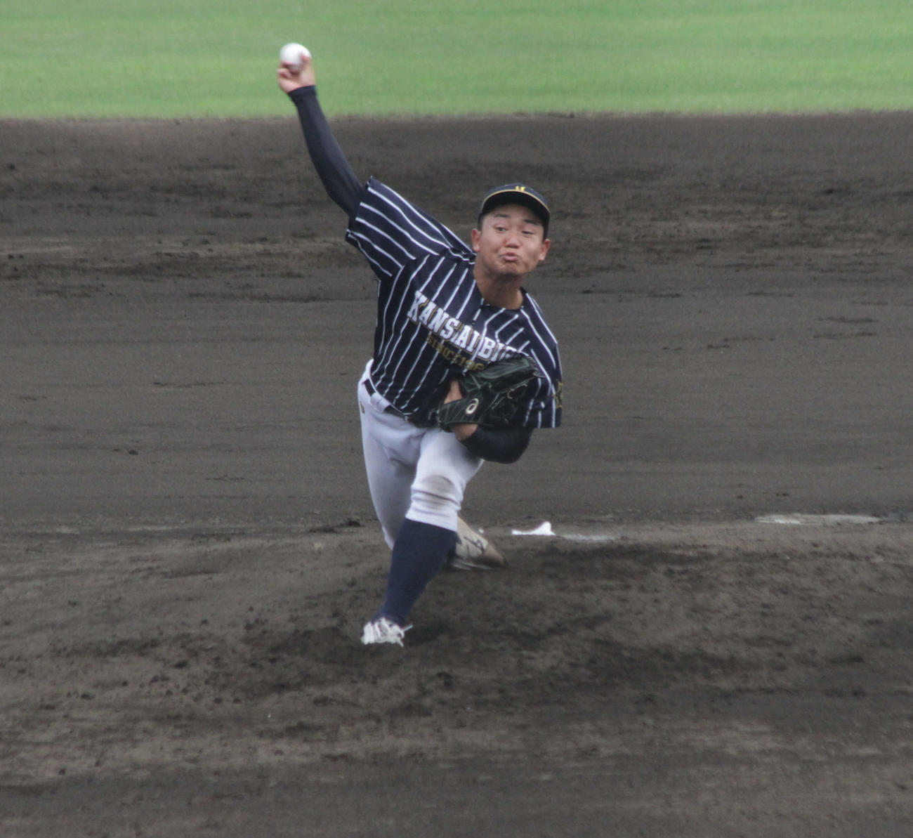 関西学生の先発を務めた立命大・秋山凌祐投手は5回1安打無失点の好投を見せた