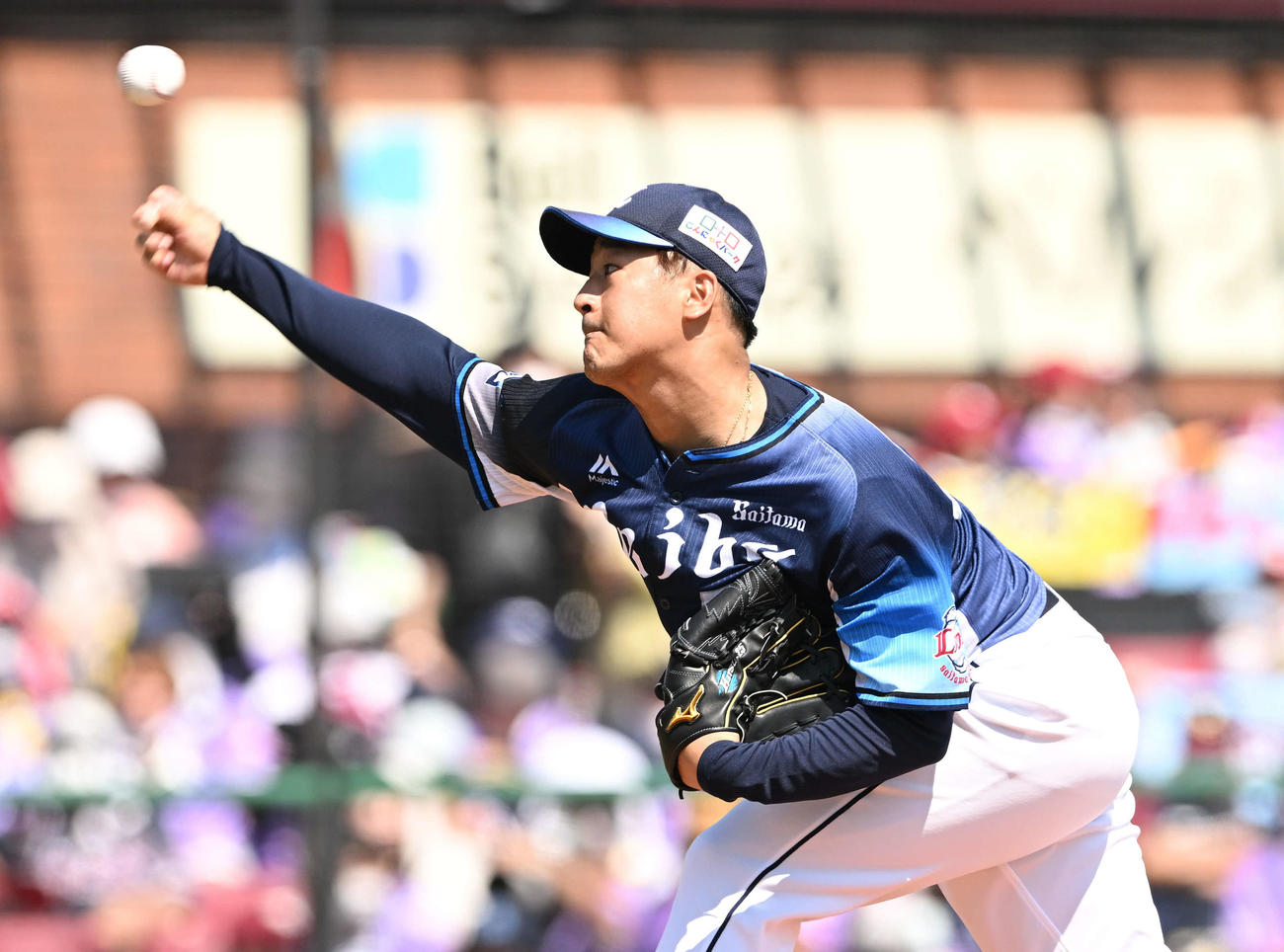 楽天対西武　西武先発の平井（撮影・滝沢徹郎）
