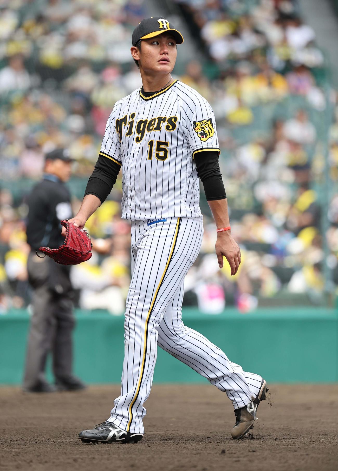 阪神対中日　西純は5回途中で降板する（撮影・上田博志）