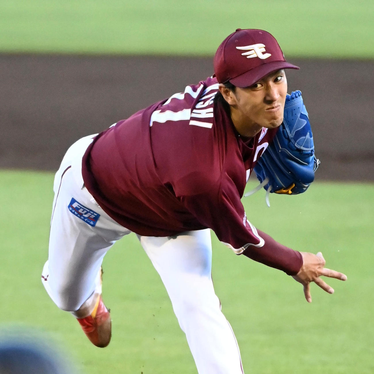 オリックス対楽天　力投する楽天先発の岸（撮影・前岡正明）