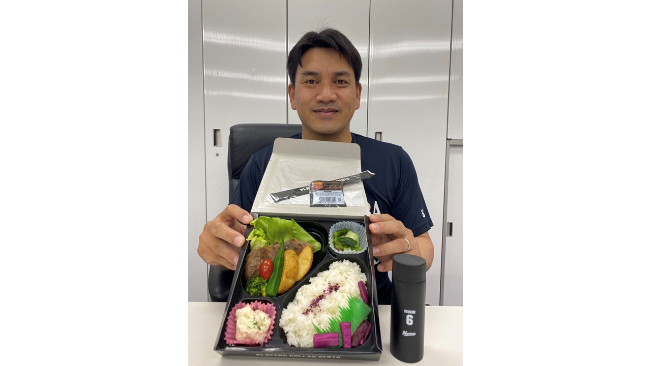 ロッテは「井口資仁監督　パワフルステーキ」弁当などを7月1日からZOZOマリンで販売する（写真は球団提供）