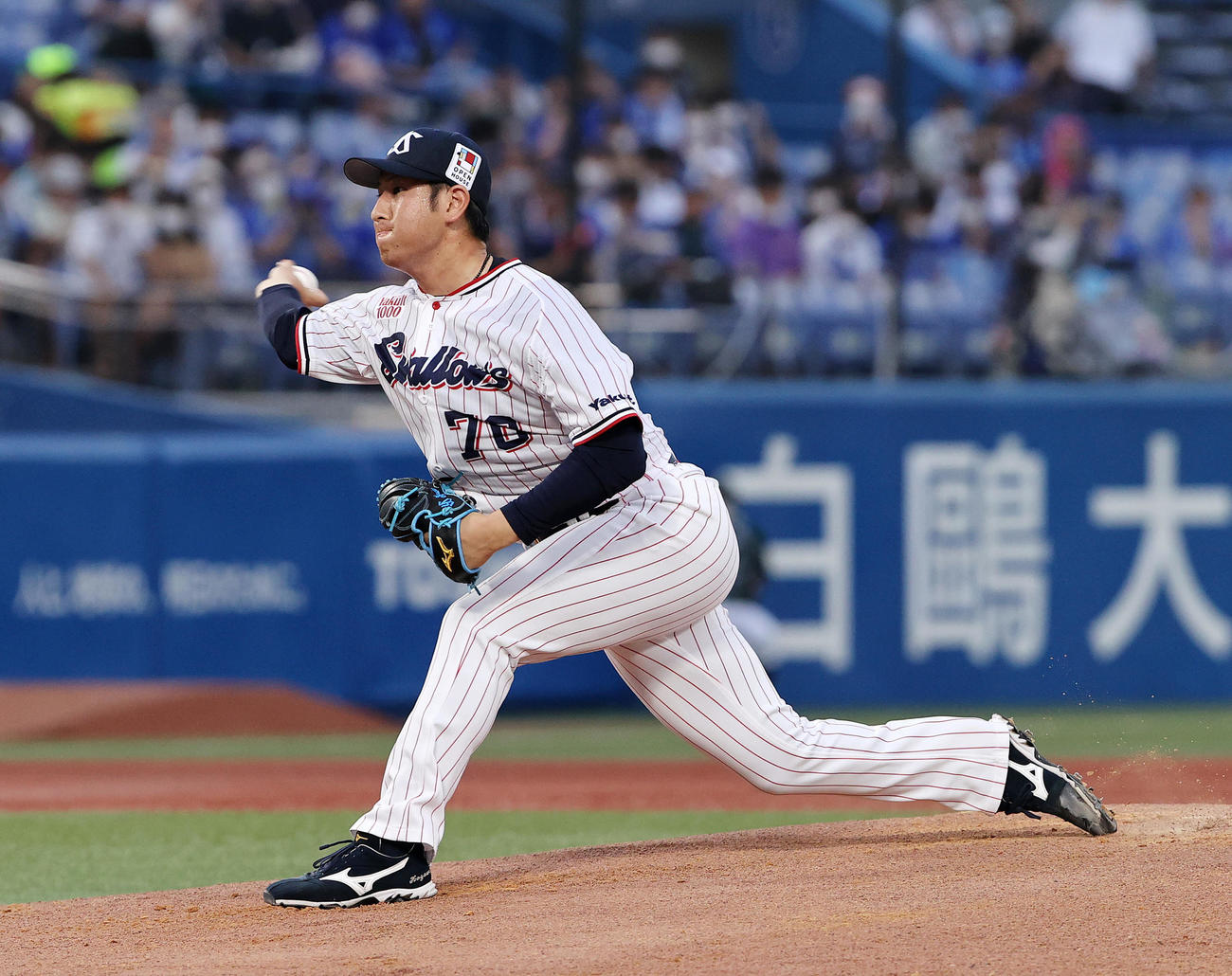 ヤクルト対DeNA　力投するヤクルト先発の小沢（撮影・鈴木正人）