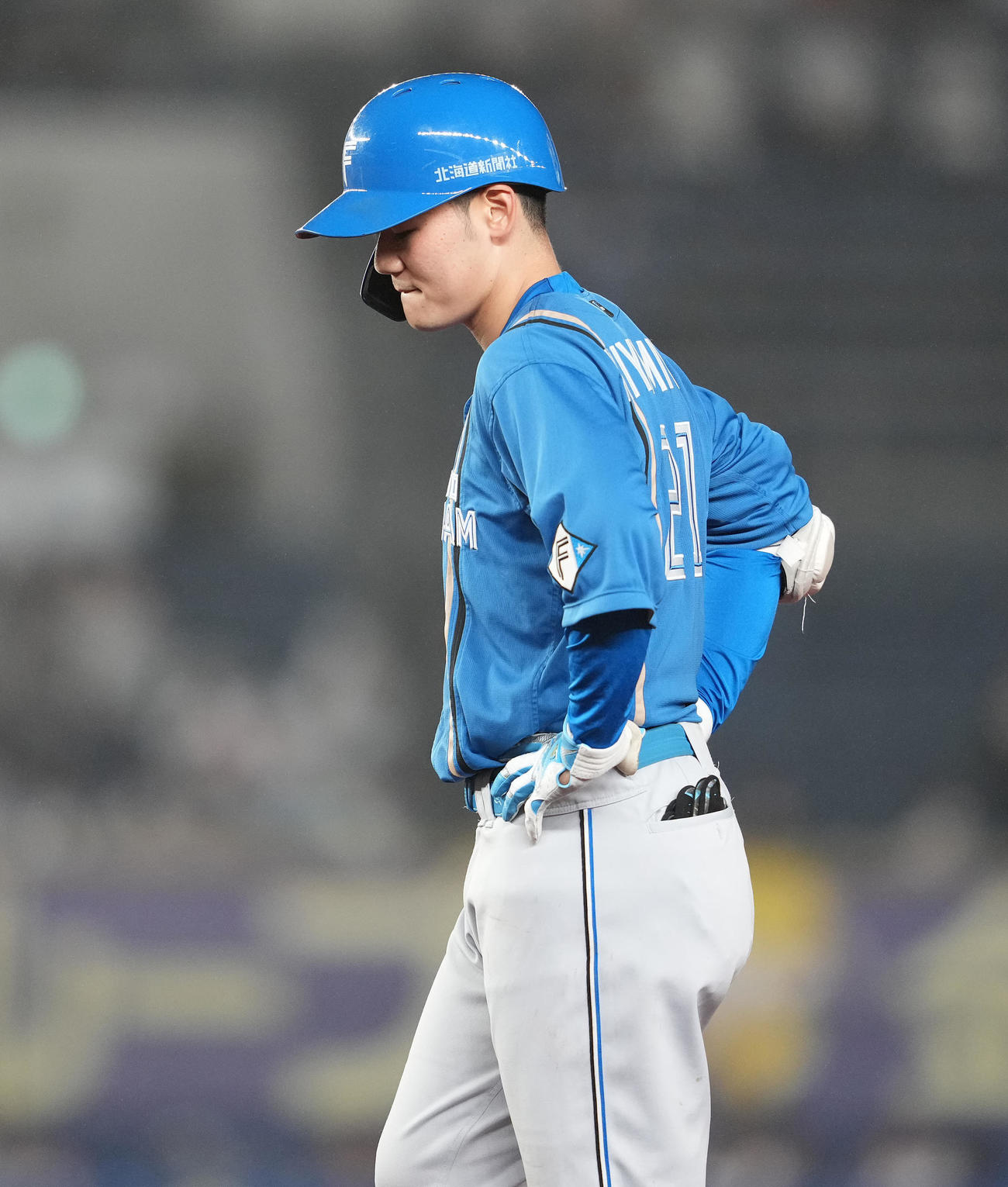 ロッテ対日本ハム　9回表日本ハム1死二塁、中飛に倒れ悔しげな表情の清宮（撮影・鈴木みどり）