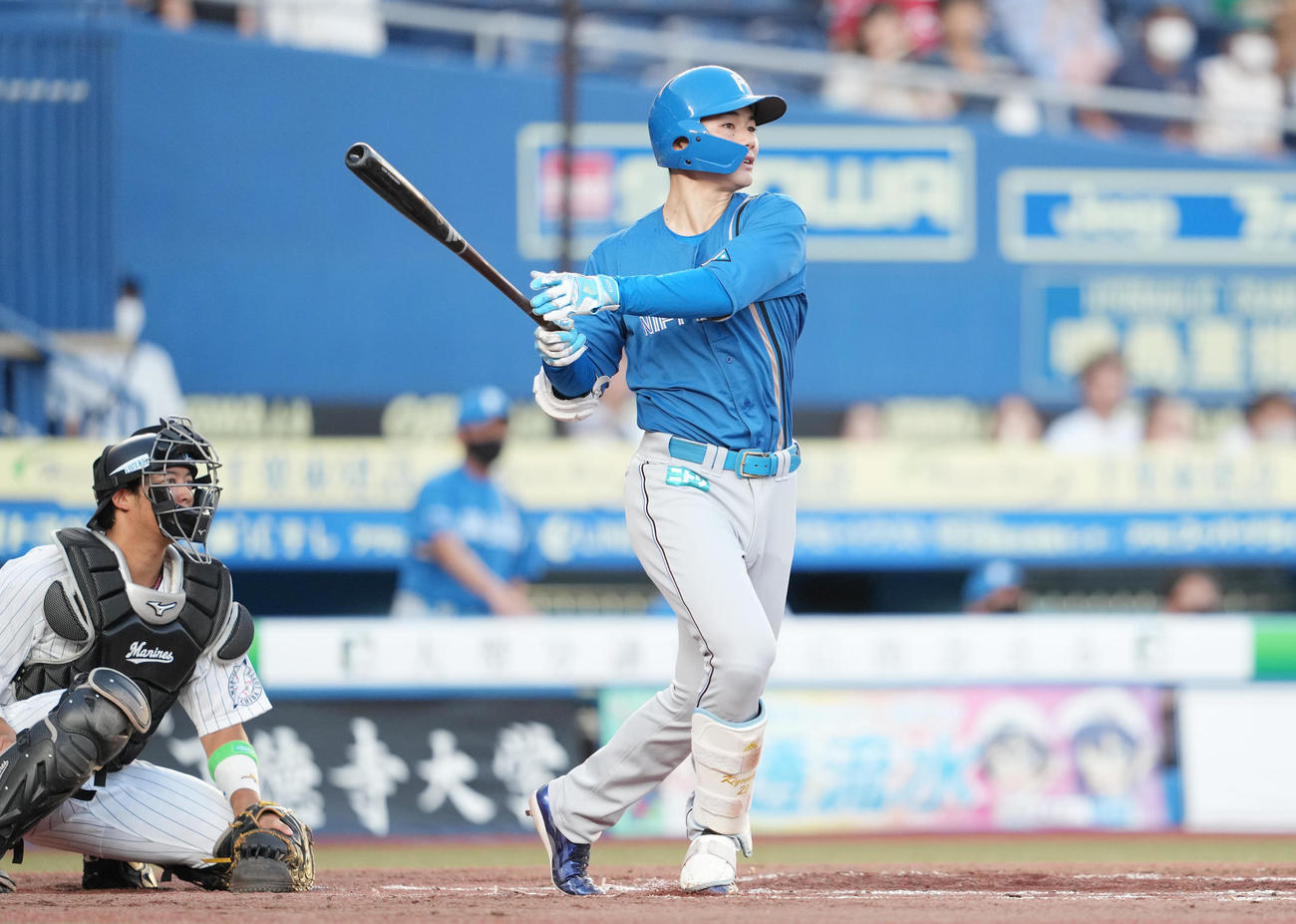 ロッテ対日本ハム　2回表日本ハム無死、先制の右越えソロ本塁打を放つ清宮（撮影・鈴木みどり）