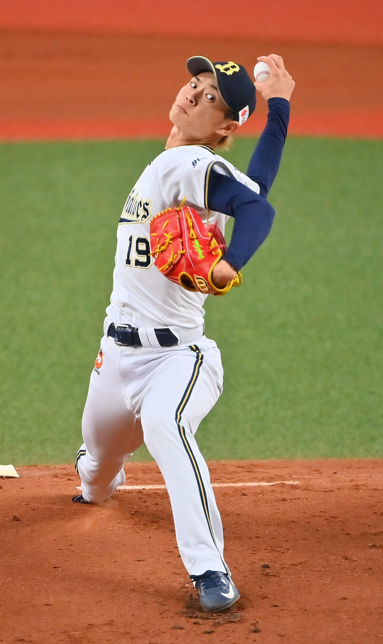 オリックス対ロッテ　オリックス先発の山岡（撮影・和賀正仁）