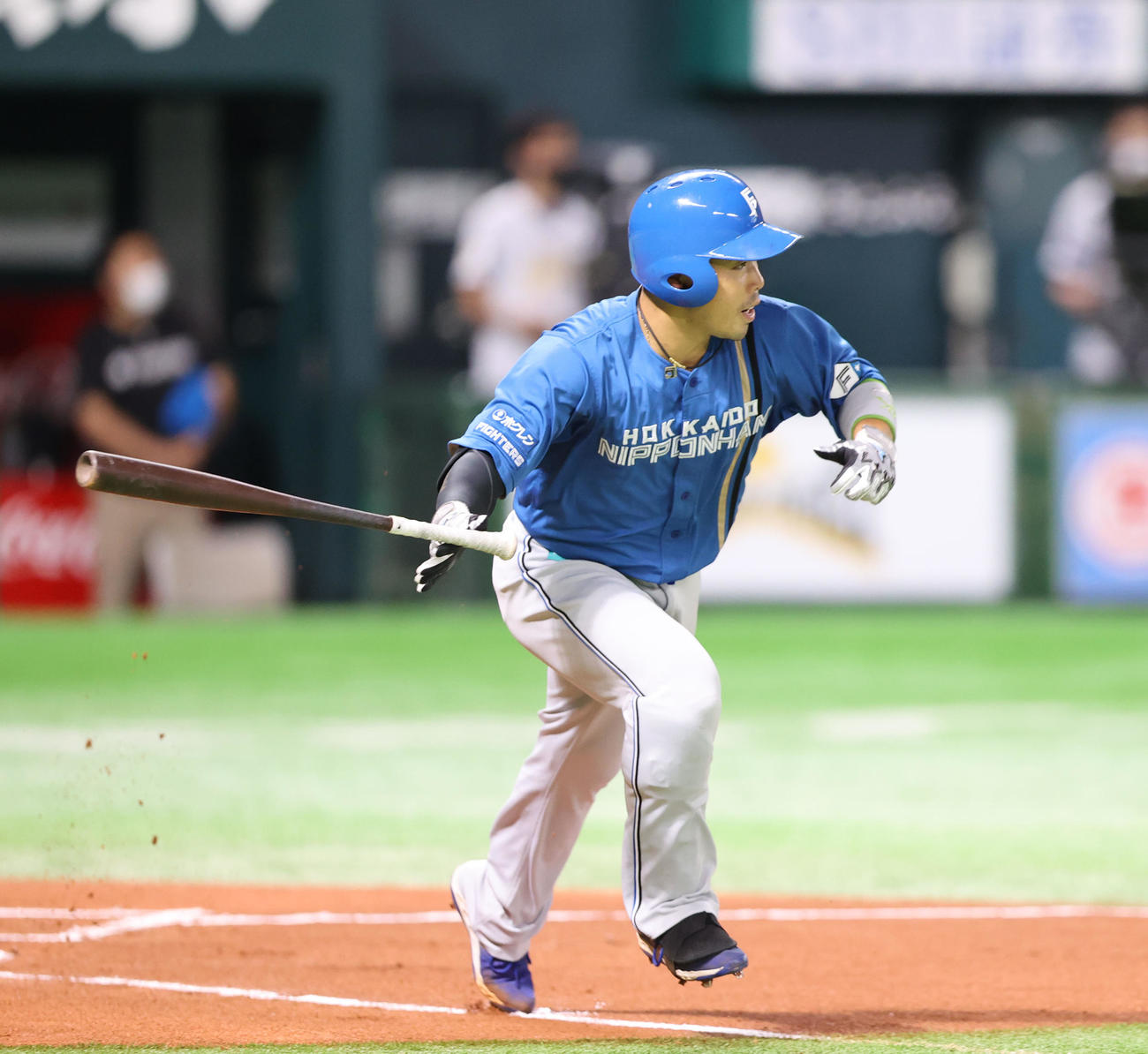 ソフトバンク対日本ハム　6回表日本ハム1四二塁、近藤健介は中前に先制適時打を放つ（撮影・梅根麻紀）