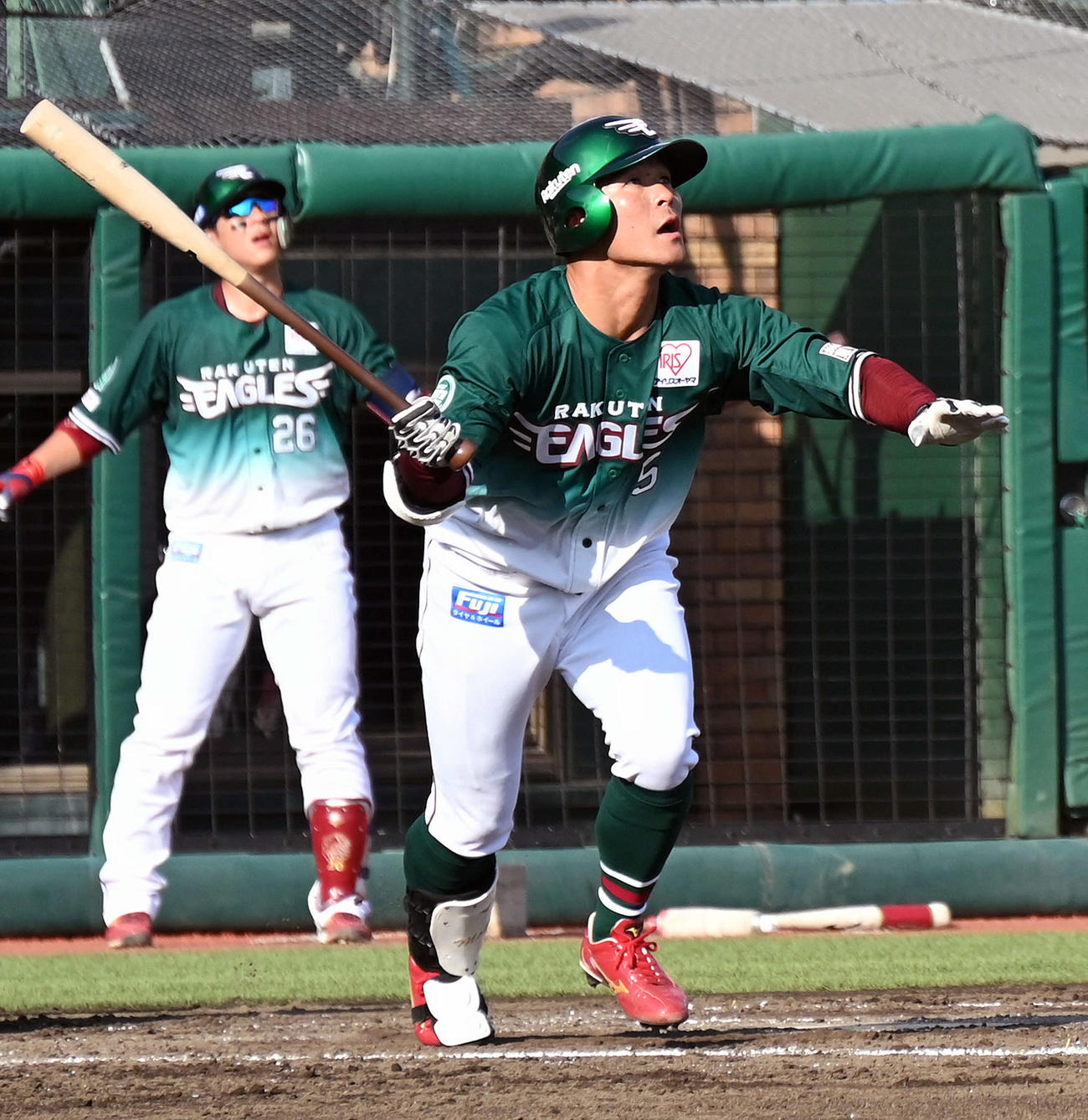 楽天対西武　2回裏楽天1死、茂木はソロ本塁打を放つ（撮影・滝沢徹郎）