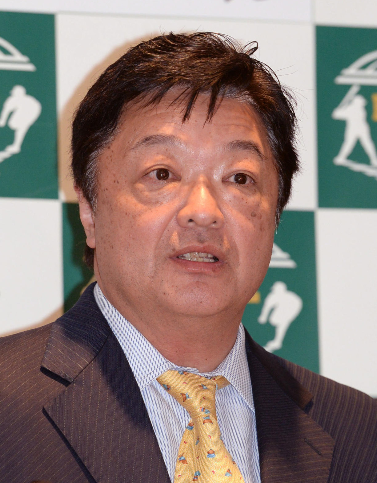 東京六大学野球連盟の内藤雅之事務局長（2016年1月18日撮影）