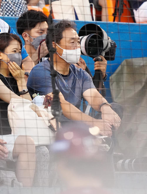 日本ハム 4番清宮幸太郎が8試合連続安打 ボテボテのゴロも全力疾走で内野安打 プロ野球写真ニュース 日刊スポーツ 日本ハム 4番清宮幸太郎が8試合連続安打 ボテボテのゴロも全力疾走で内野安打 プロ野球写真ニュース 日刊スポーツ