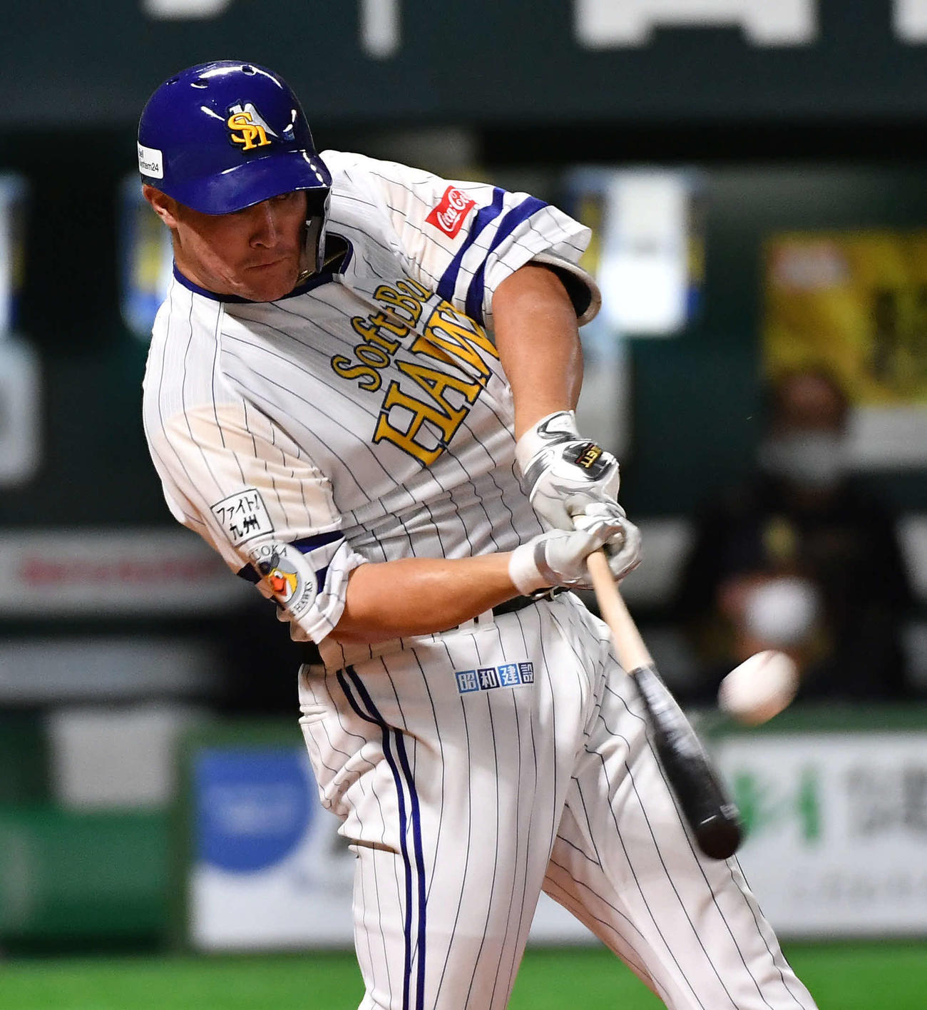 ソフトバンク対オリックス　4回裏ソフトバンク1死、リチャードは左越え本塁打を放つ（撮影・岩下翔太）