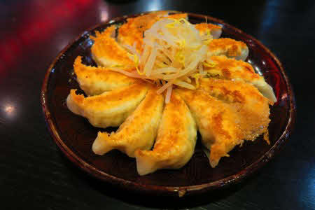 浜松餃子　味の匠（楽天野球団提供）