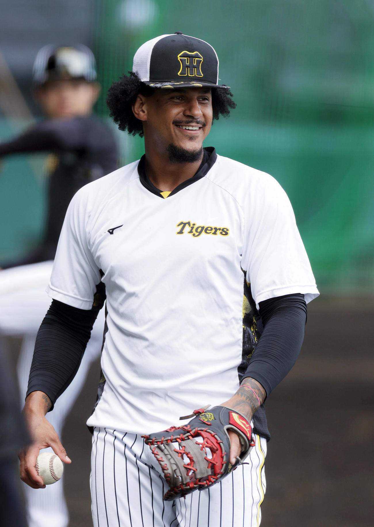 1軍に合流し笑顔で試合前練習に臨む阪神マルテ（2022年7月13日撮影）
