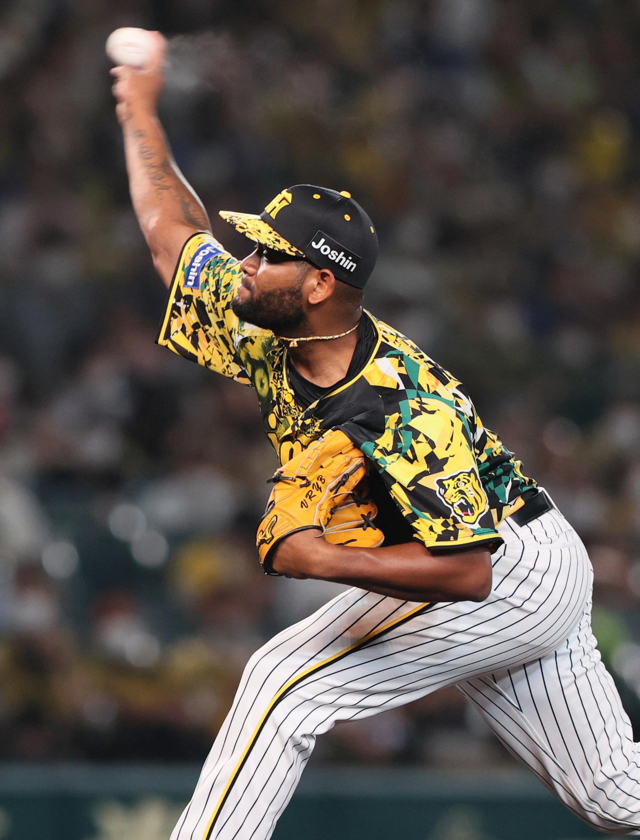 阪神対中日　7回、阪神2番手で登板のアルカンタラ（撮影・上山淳一）