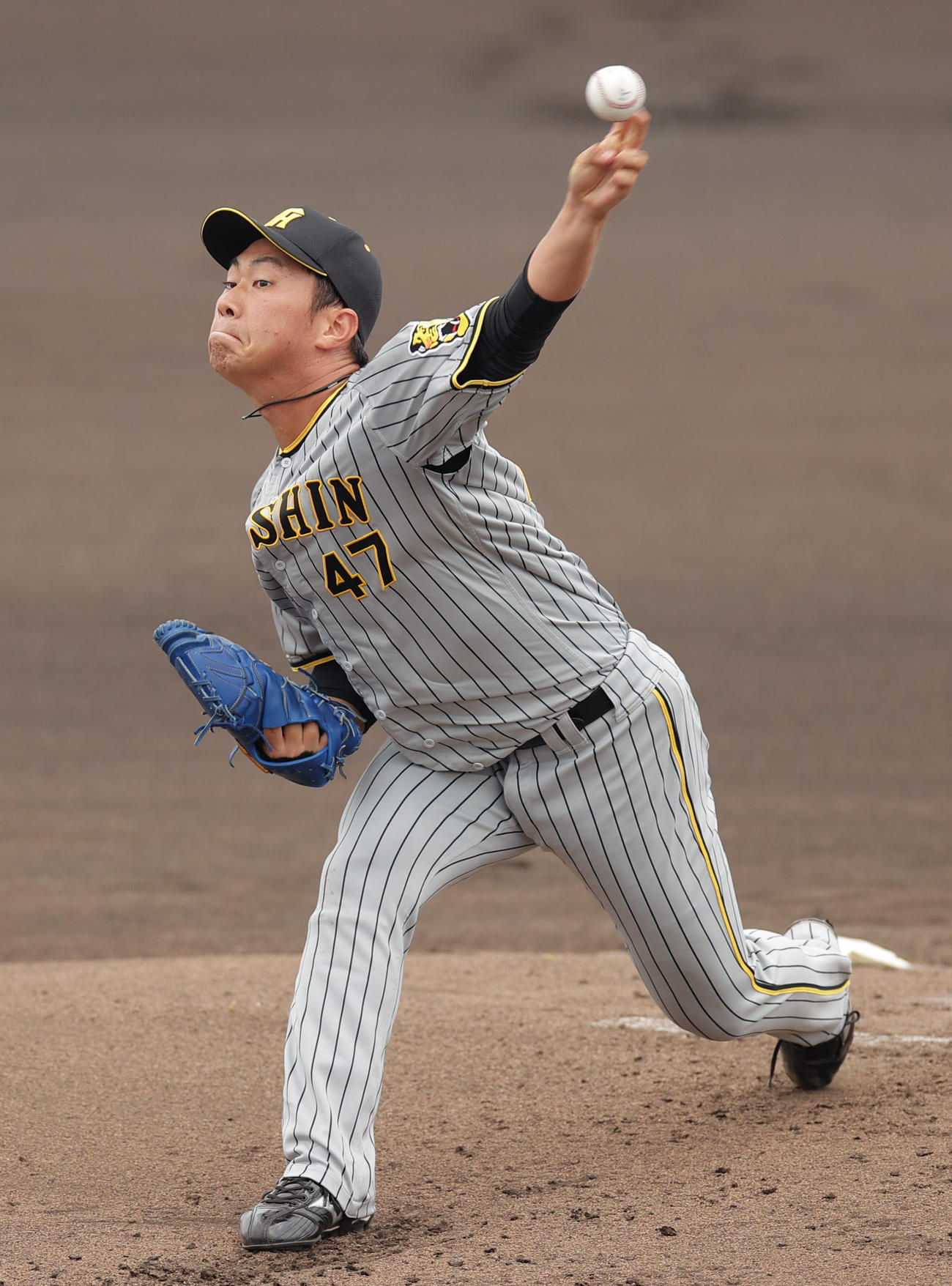 ウエスタン・リーグ　オリックス対阪神　力投する阪神先発の桐敷（撮影・前田充）