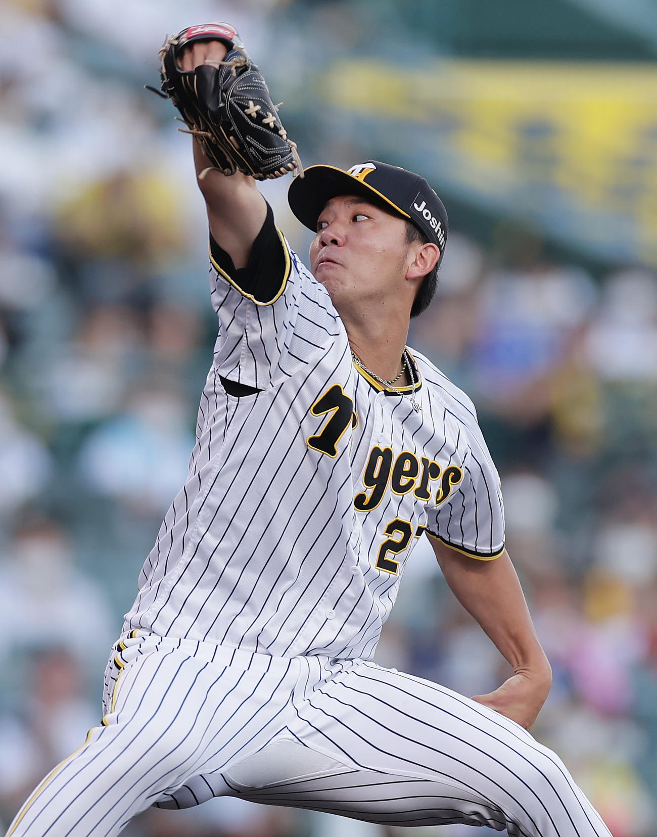 阪神対DeNA　力投する阪神先発の伊藤将（撮影・前田充）