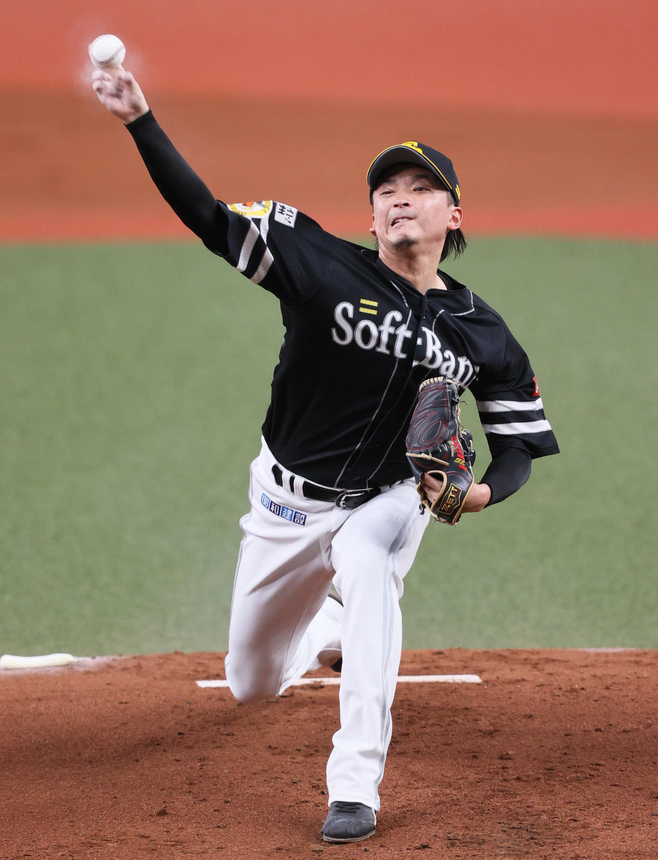 オリックス対ソフトバンク　ソフトバンク先発の東浜（撮影・上山淳一）