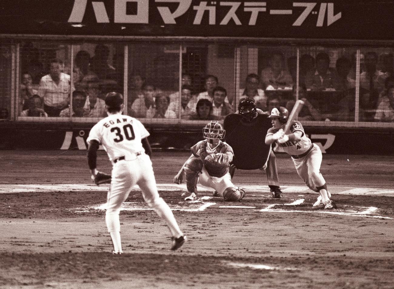 84年、8連続三振を奪った江川卓は9人目の大石大二郎に二ゴロを打たれる