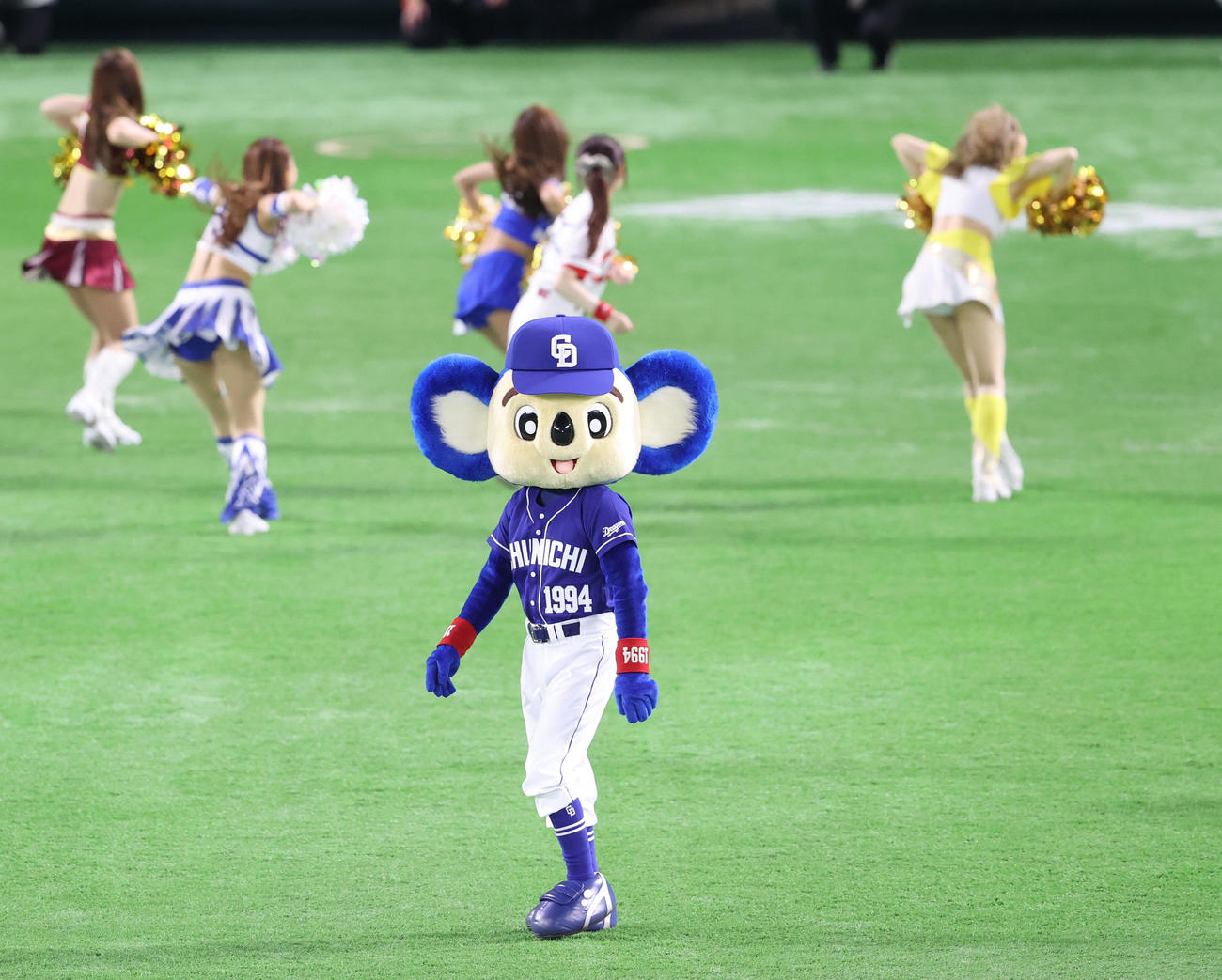 全パ対全セ　ドアラ（撮影・梅根麻紀）