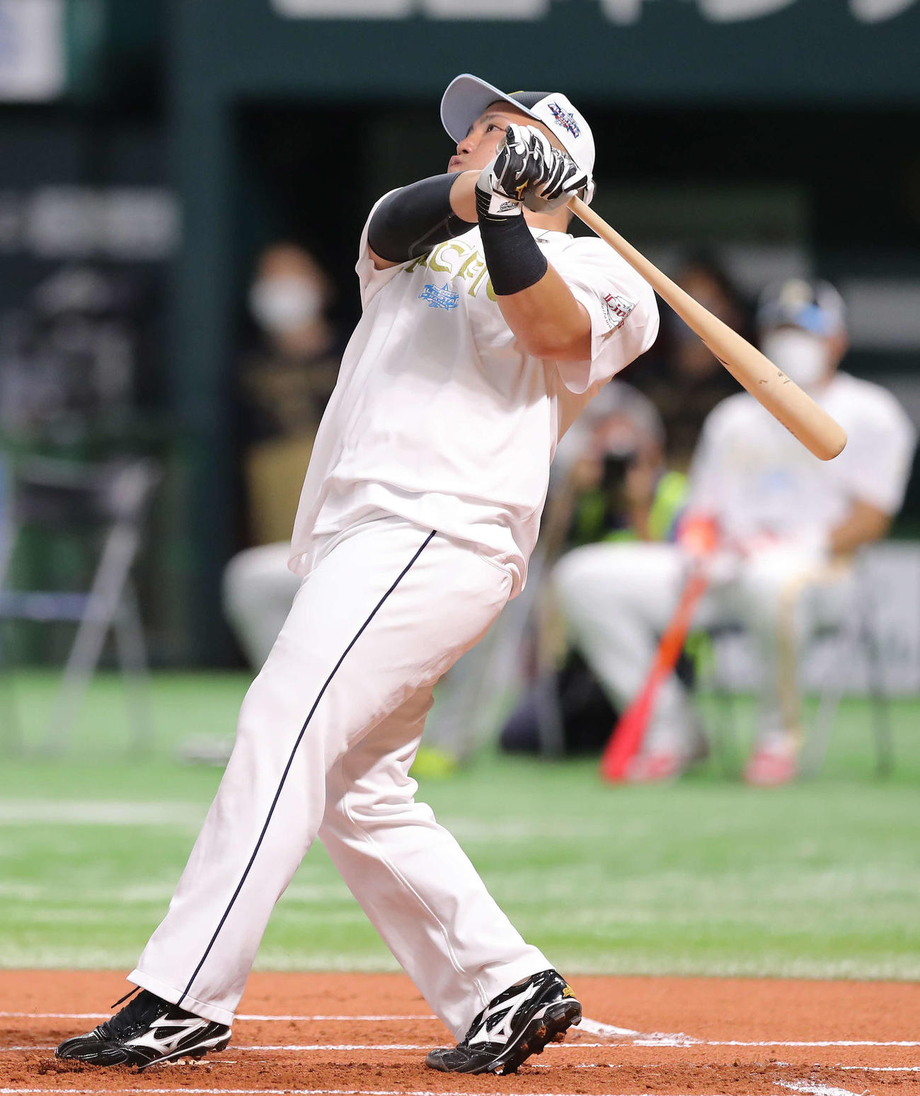 全パ対全セ　試合前、ホームランダービーで快音を響かせ西武山川（撮影・河田真司）
