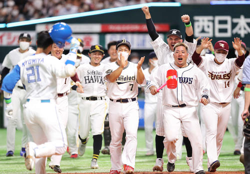 球宴】最後の1人で選出、日本ハム清宮幸太郎が最後の一振りでMVP