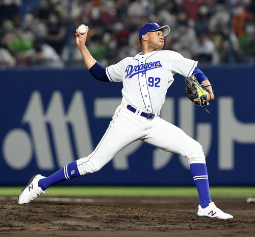 全セ対全パ　全セ6番手で登板するR・マルティネス（撮影・加藤哉）