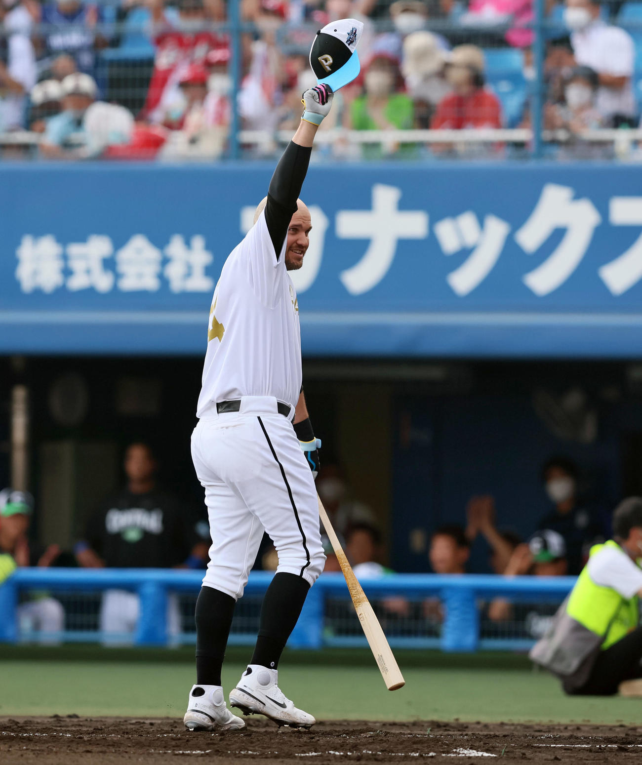 全セ対全パ　ホームラン競争優勝のレアード（撮影・加藤哉）
