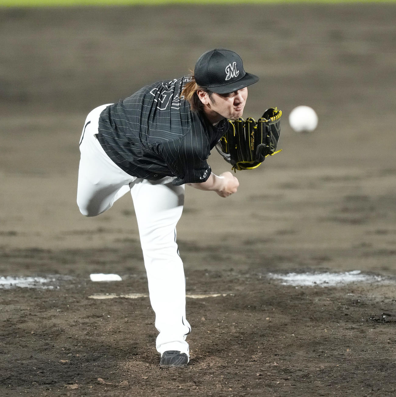 全セ対全パ　5回、全パ5番手の小野（撮影・菅敏）