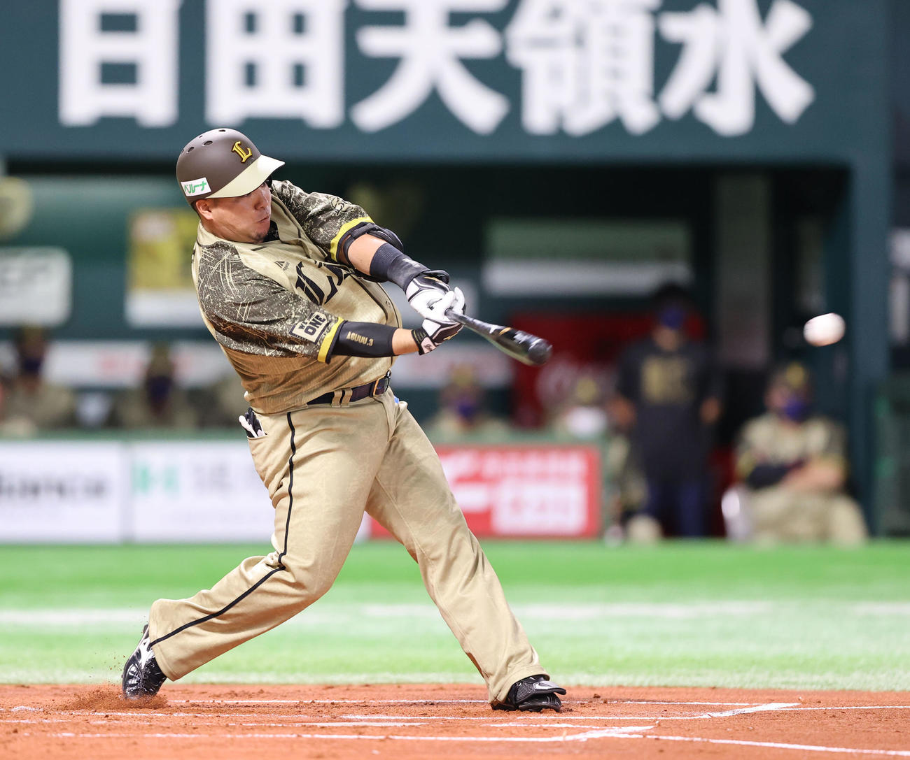 ソフトバンク対西武　1回表西武1死一、二塁、山川は先制の中前適時打を放つ（撮影・梅根麻紀）