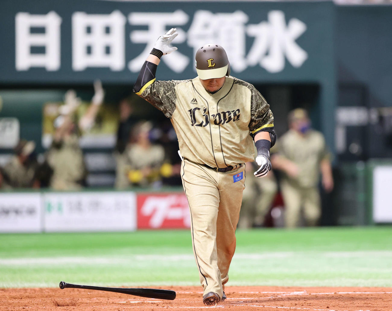 ソフトバンク対西武　4回表西武2死一、二塁、山川は左越え3点本塁打を放つ（撮影・梅根麻紀）