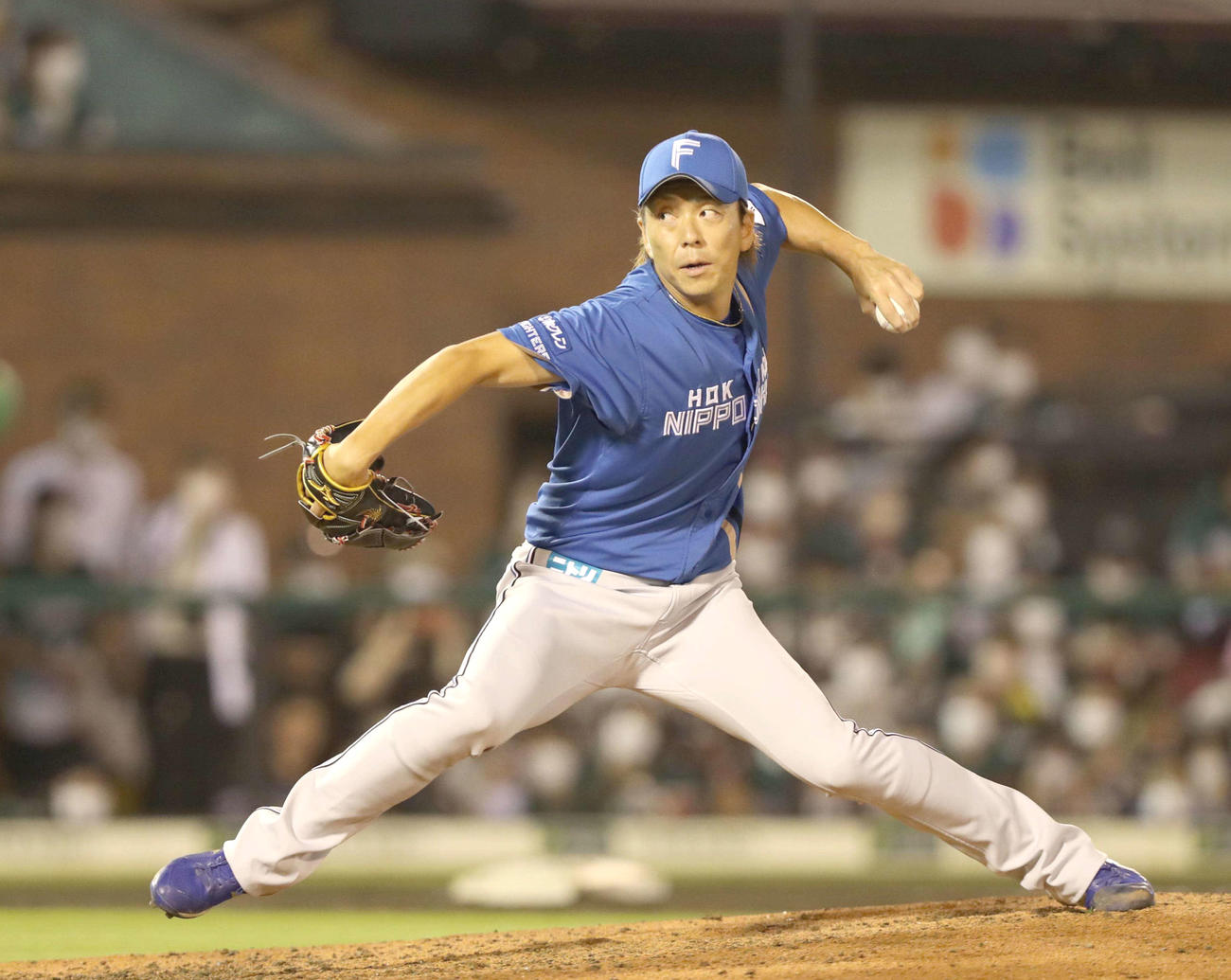 6回途中から登板の宮西（撮影・黒川智章）