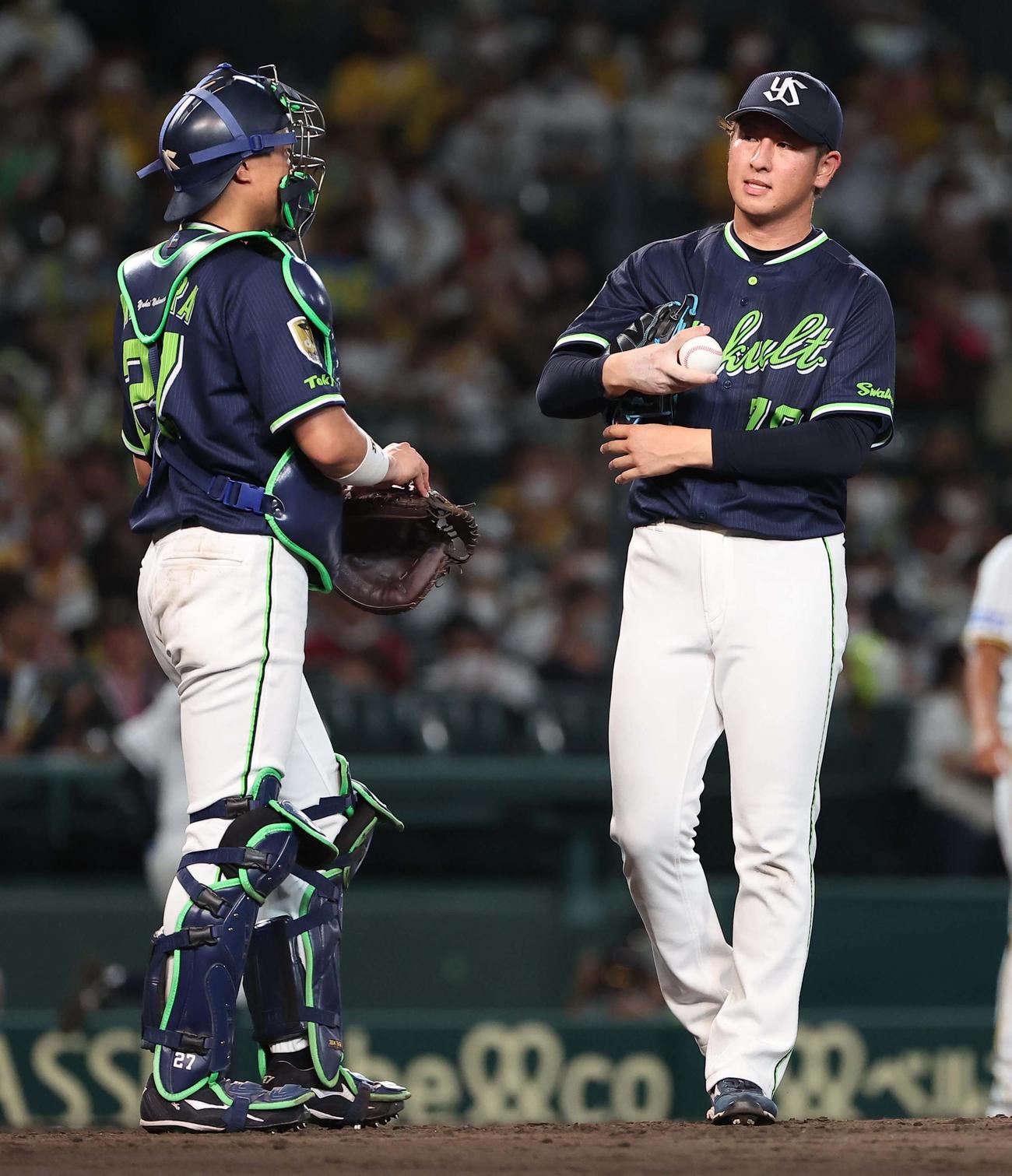 阪神対ヤクルト　4回5失点で降板する先発小沢（撮影・上田博志）