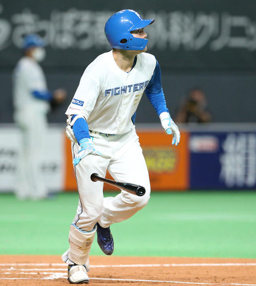 動画 日ハム 清宮 2ランhr2発で待望の ソロ縛り から脱却w 日ハムは連勝 旬即 芸能 スポーツおまとめ隊