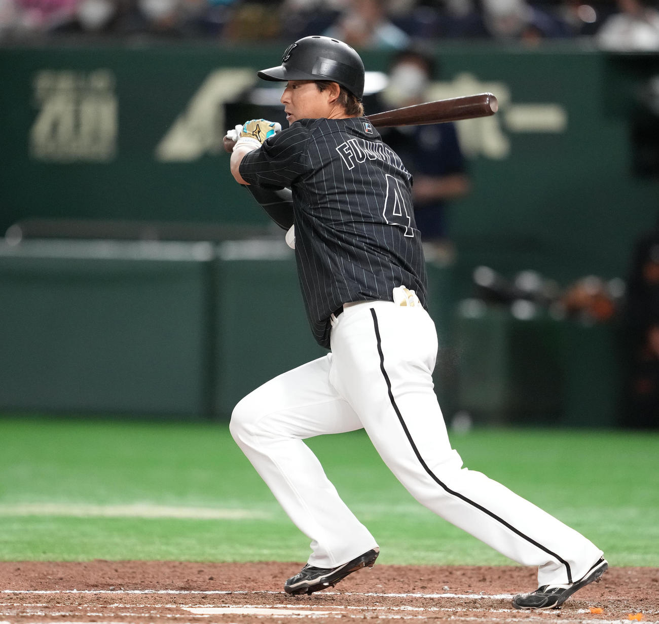 ロッテ藤岡裕大（2022年3月19日撮影）
