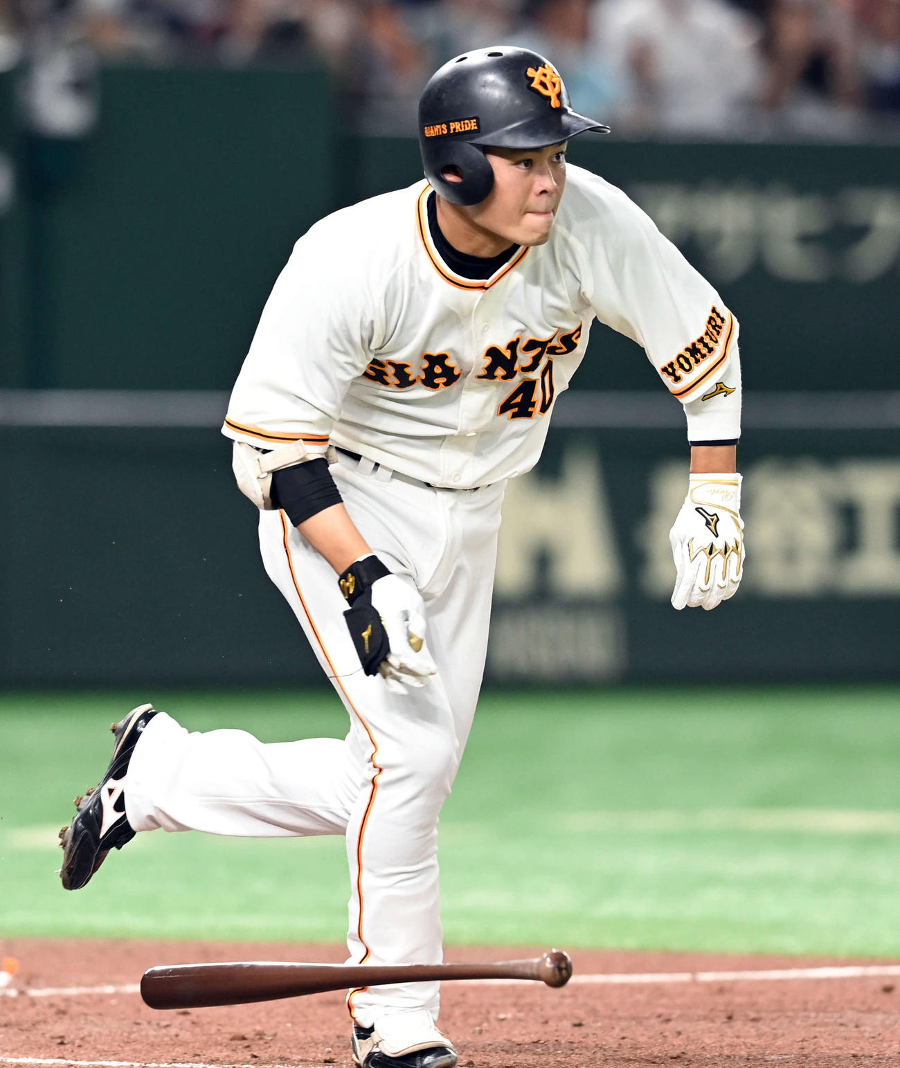 巨人対阪神　2回裏巨人無死一、三塁、右前に適時打を放つ中山（撮影・たえ見朱実）