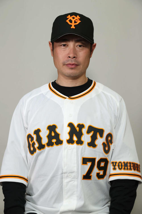 巨人】ベースコーチ“シャッフル” 亀井善行コーチが三塁、村田修一