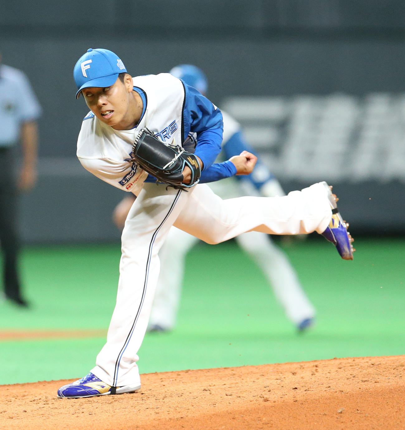 日本ハム対ソフトバンク　日本ハム先発の杉浦（撮影・佐藤翔太）