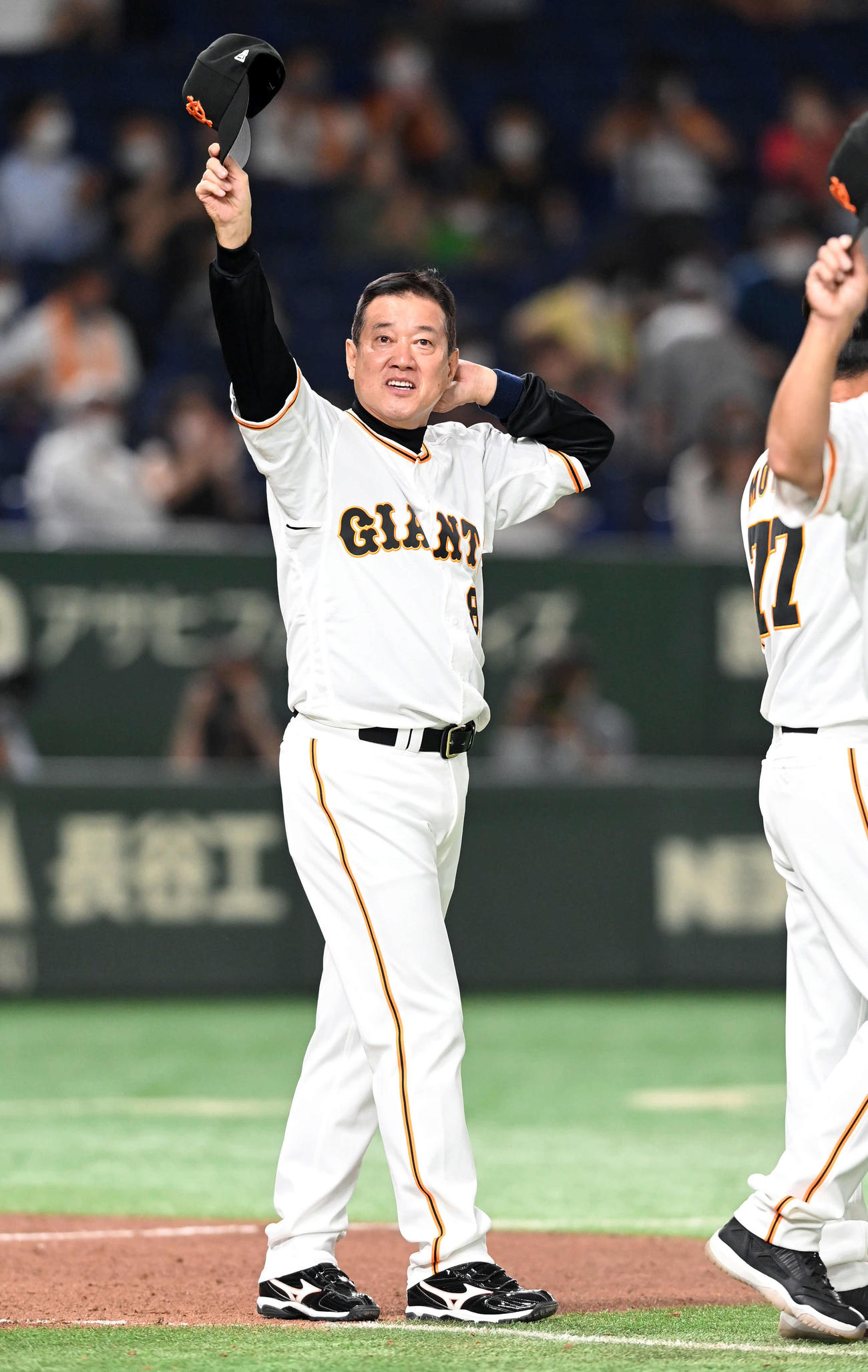 巨人対阪神　久々の勝利に笑顔を見せる巨人原監督（撮影・たえ見朱実）