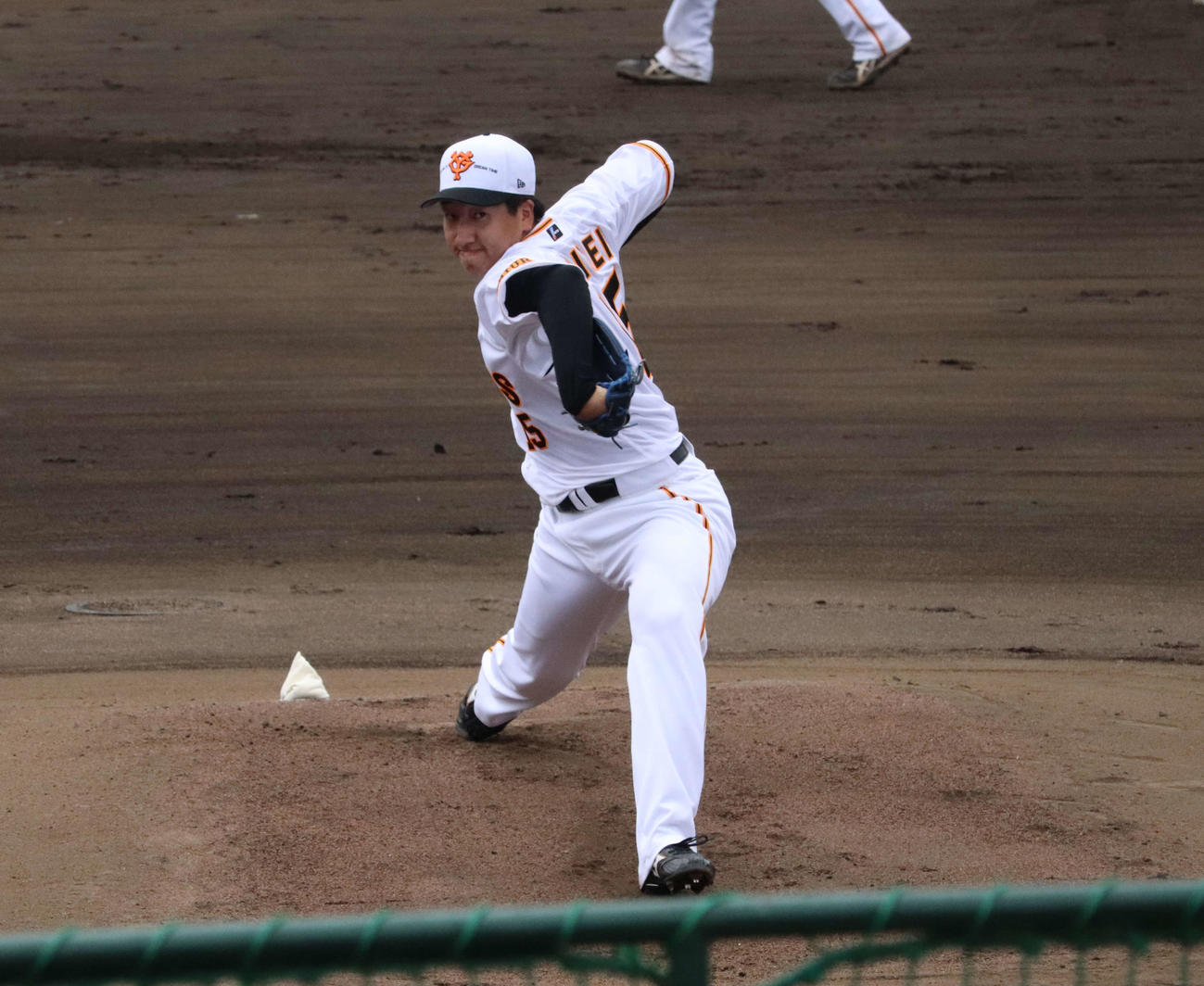 ジャイアンツ球場でシート打撃に登板した巨人の守護神・大勢（撮影・小早川宗一郎）