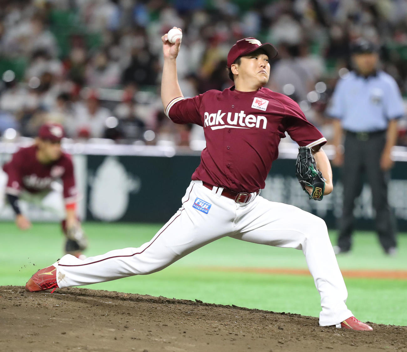 ソフトバンク対楽天　7回裏から登板した石橋（撮影・屋方直哉）