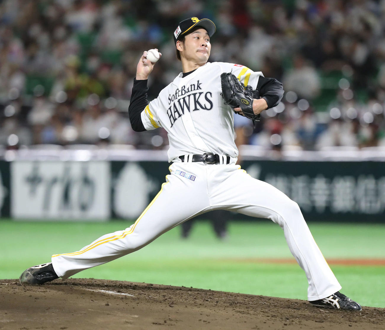 ソフトバンク対楽天　今季初勝利を挙げたソフトバンク武田（撮影・屋方直哉）