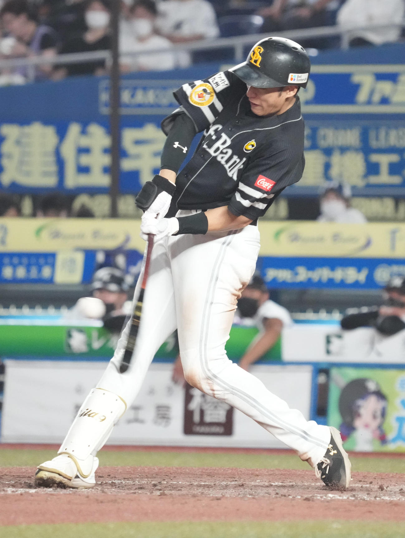 ロッテ対ソフトバンク　5回表ソフトバンク1死一、二塁、柳田は右前適時打を放つ（撮影・小沢裕）